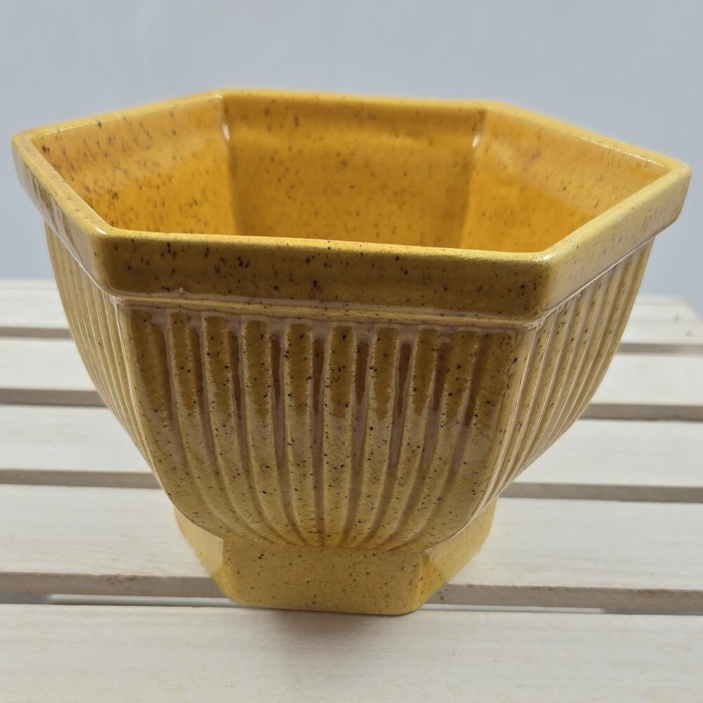 Haeger 893 USA Hexagon Yellow Speckled Pottery Bowl Glossy Impressed Mark